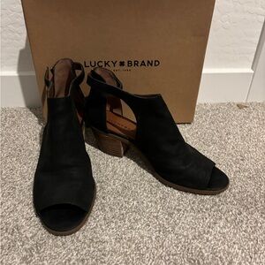 Lucky Brand Black Peep Toe Heels